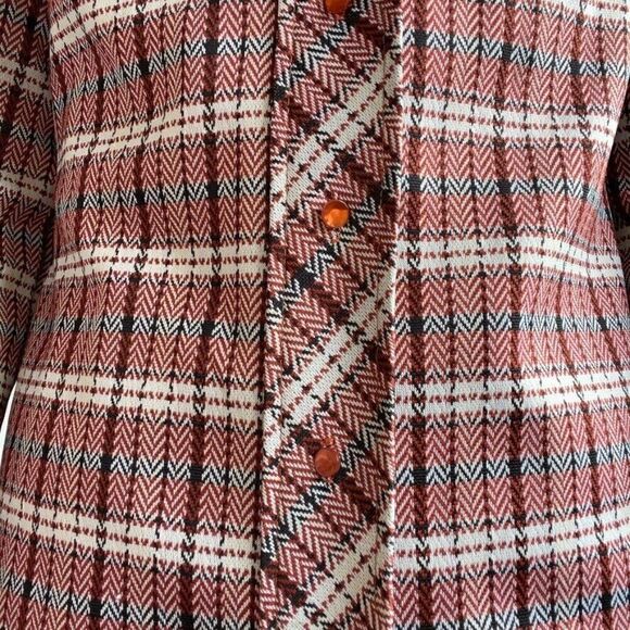 Vintage 1970s Women's Retro Collared Button Up Plaid Red Blue Long Sleeve Shirt - Picture 10 of 11